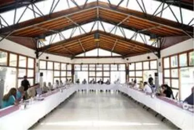 Başkan Batur'dan 'Kemeraltı Müdürlüğü' vurgusu Başkan Batur'dan 'Kemeraltı Müdürlüğü' vurgusu