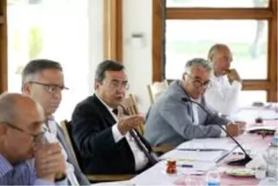 Başkan Batur'dan 'Kemeraltı Müdürlüğü' vurgusu Başkan Batur'dan 'Kemeraltı Müdürlüğü' vurgusu