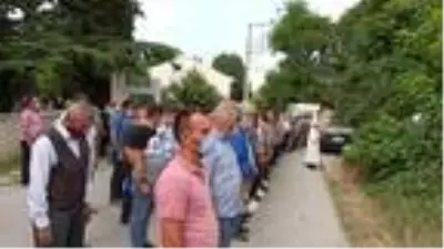 Bursa'da kazada ölen gençler defnedildi Bursa'da kazada ölen gençler defnedildi