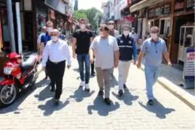 Kaymakam Duru ve kurum amirlerinden maske denetimi Kaymakam Duru ve kurum amirlerinden maske denetimi