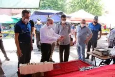 Kaymakam Duru ve kurum amirlerinden maske denetimi Kaymakam Duru ve kurum amirlerinden maske denetimi