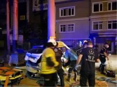 Kontrolden çıkan araç kaza yaptı: 3 ölü 1 ağır yaralı Kontrolden çıkan araç kaza yaptı: 3 ölü 1 ağır yaralı