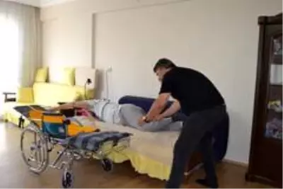Otomobilin çarptığı itfaiyecinin hayatı karardı Otomobilin çarptığı itfaiyecinin hayatı karardı