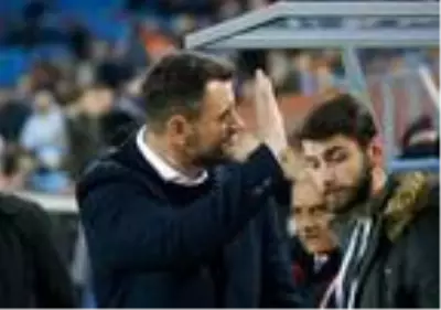 Trabzonspor'da Hüseyin Çimşir ile yollar ayrıldı Trabzonspor'da Hüseyin Çimşir ile yollar ayrıldı