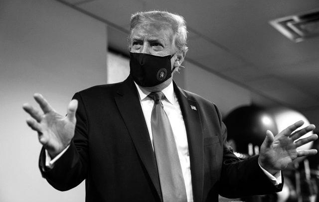 Trump, ilk kez maskeli fotoğrafını paylaştı: Favori başkanınızım