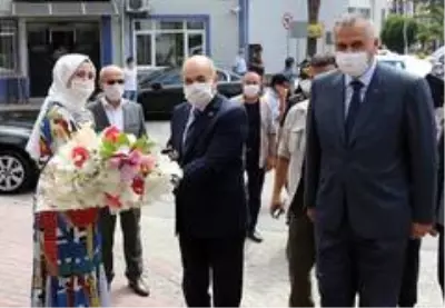 Vali Dağlı: 'Yerel yönetimler iş birliği platformunda etkili şekilde buluşması gerekiyor' Vali Dağlı: 'Yerel yönetimler iş birliği platformunda etkili şekilde buluşması gerekiyor'