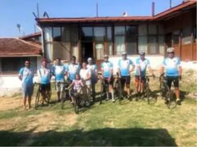 Bisikletçiler Selendi'de pedal çevirdi Bisikletçiler Selendi'de pedal çevirdi