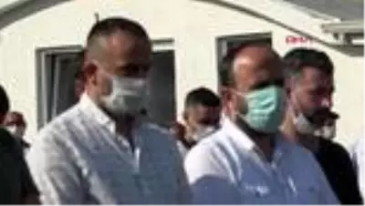 BURSA Pompalı tüfekle öldürülen baba oğul, toprağa verildi BURSA Pompalı tüfekle öldürülen baba oğul, toprağa verildi
