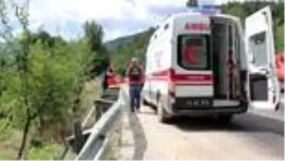 Direksiyon başında fenalaşan sürücü hayatını kaybetti - BOLU Direksiyon başında fenalaşan sürücü hayatını kaybetti - BOLU
