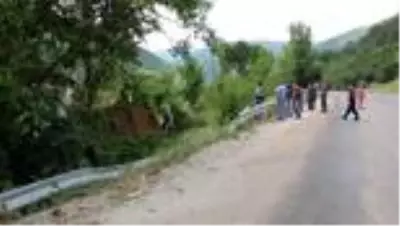 Direksiyon başında fenalaşan sürücü hayatını kaybetti - BOLU Direksiyon başında fenalaşan sürücü hayatını kaybetti - BOLU