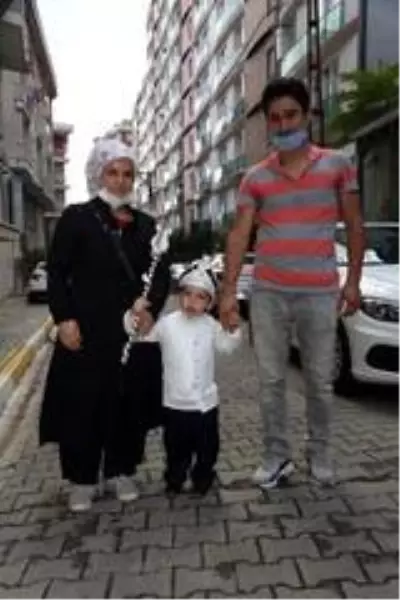 Eyüpsultanlı çocuklar erkekliğe ilk adımlarını attılar Eyüpsultanlı çocuklar erkekliğe ilk adımlarını attılar