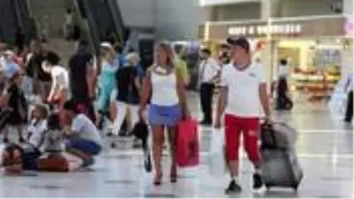 Rus medyası: Sınırlar açılırsa Türkiye'ye giden turist sayısı 4 milyonu bulur Rus medyası: Sınırlar açılırsa Türkiye'ye giden turist sayısı 4 milyonu bulur