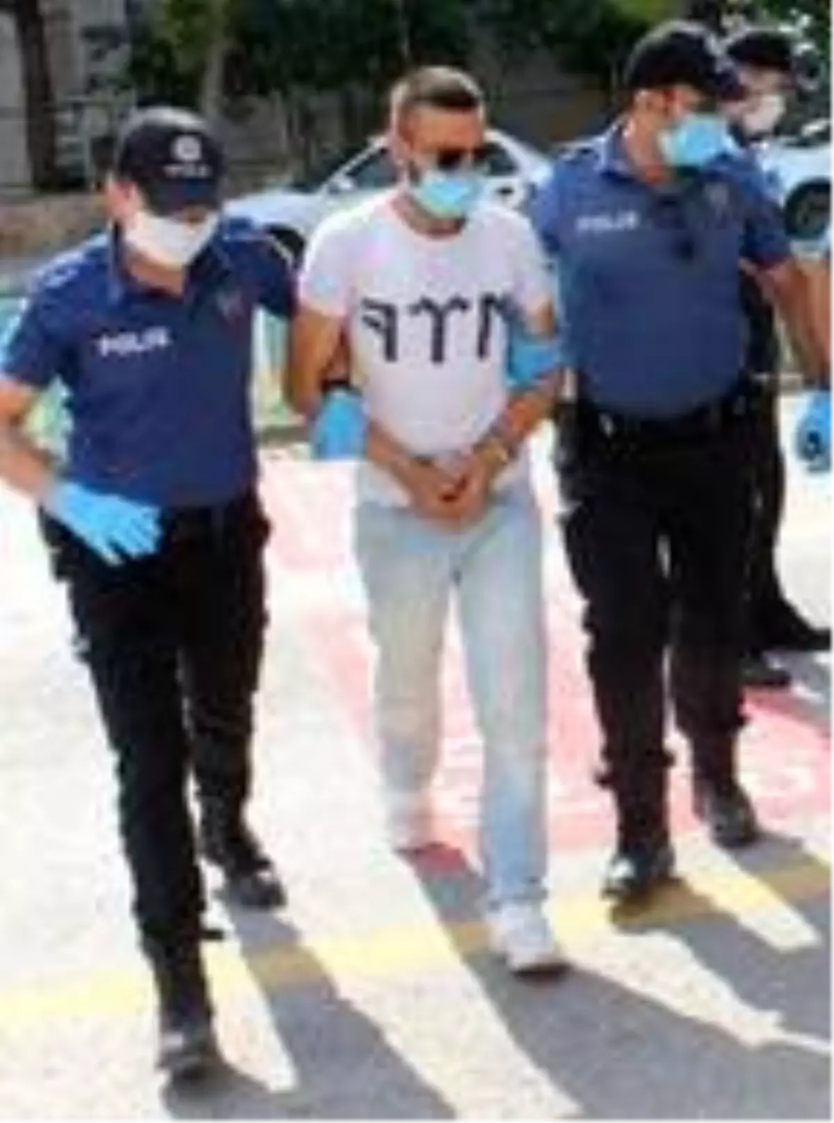 Son dakika haber... Sokak ortasında darbetti, müdahale edenlere 'sana ne' dedi (2)