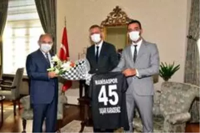 Vali Karadeniz misafirlerini ağırladı Vali Karadeniz misafirlerini ağırladı