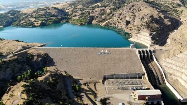 200 gündür kayıp olan Gülistan Doku'yu arama çalışmaları kapsamında baraj boşaltılmaya başlandı 200 gündür kayıp olan Gülistan Doku'yu arama çalışmaları kapsamında baraj boşaltılmaya başlandı