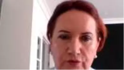 Akşener, kadın gazetecilerle video konferans aracılığıyla görüştü (1)