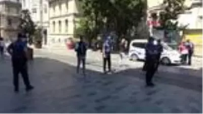 BEYOĞLU VE BEŞİKTAŞ'TA KORONAVİRÜS DENETİMLERİ