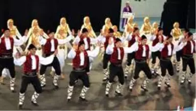 Çankaya'nın halk dansları markası HOY-TUR 50 yaşında Çankaya'nın halk dansları markası HOY-TUR 50 yaşında