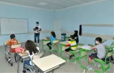 Esenyurt Belediyesi Kültür Akademisi Yaz Okulu, 25 branşta eğitime başladı Esenyurt Belediyesi Kültür Akademisi Yaz Okulu, 25 branşta eğitime başladı