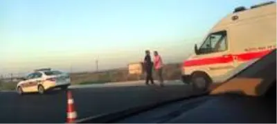 Gurbetçi ailenin otomobili tırla çarpıştı, 2 kişi öldü Gurbetçi ailenin otomobili tırla çarpıştı, 2 kişi öldü
