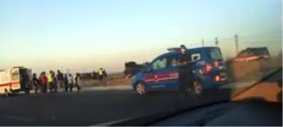 Gurbetçi ailenin otomobili tırla çarpıştı, 2 kişi öldü Gurbetçi ailenin otomobili tırla çarpıştı, 2 kişi öldü