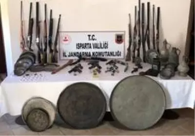 Isparta'da jandarmadan eş zamanlı operasyon Isparta'da jandarmadan eş zamanlı operasyon