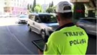 İzmir'de 'Kovid-19' denetimi yapıldı İzmir'de 'Kovid-19' denetimi yapıldı