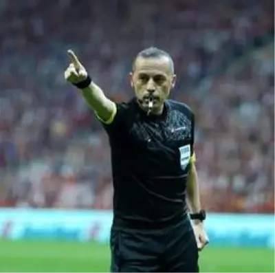 Son dakika haberi! Kayserispor Trabzonspor maçını Cüneyt Çakır yönetecek Son dakika haberi! Kayserispor Trabzonspor maçını Cüneyt Çakır yönetecek