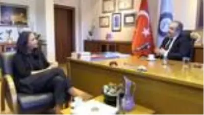 Kovid-19 riskini azaltmak için Kurban Bayramı'nda 'ziyaretten kaçının' uyarısı Kovid-19 riskini azaltmak için Kurban Bayramı'nda 'ziyaretten kaçının' uyarısı