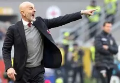 Milan, Stefano Pioli'nin sözleşmesini uzattı Milan, Stefano Pioli'nin sözleşmesini uzattı