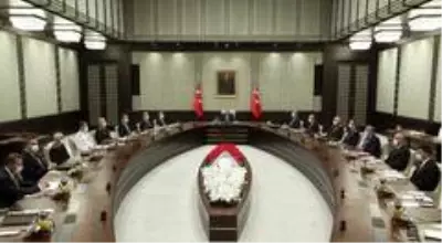 Milli Güvenlik Kurulu, Cumhurbaşkanı Recep Tayyip Erdoğan başkanlığında Beştepe'de toplandı. Milli Güvenlik Kurulu, Cumhurbaşkanı Recep Tayyip Erdoğan başkanlığında Beştepe'de toplandı.