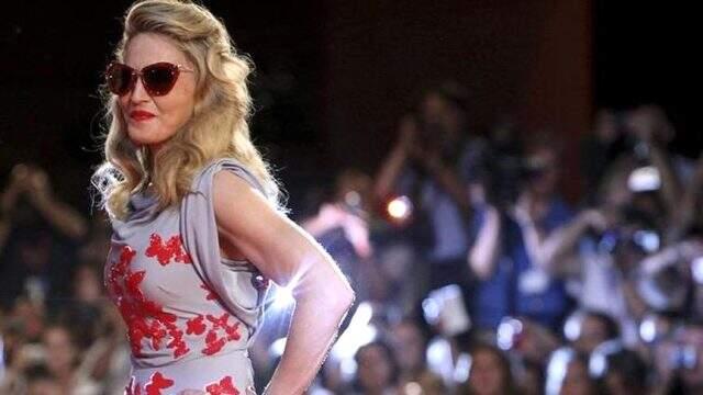Rusya, eşcinsellerin haklarını savunan Madonna'ya 1 milyon dolar ceza kesti Rusya, eşcinsellerin haklarını savunan Madonna'ya 1 milyon dolar ceza kesti