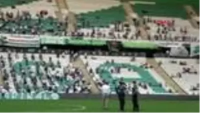 Son dakika haberi! SPOR Bursaspor'dan taraftarlı antrenman Son dakika haberi! SPOR Bursaspor'dan taraftarlı antrenman