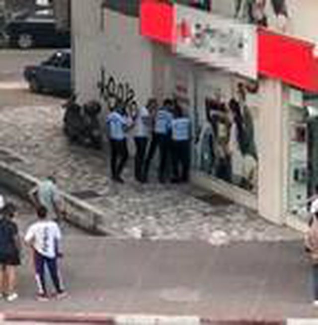 Seyyar satıcıyı darp eden zabıta memurları hakkında soruşturma başlatıldı