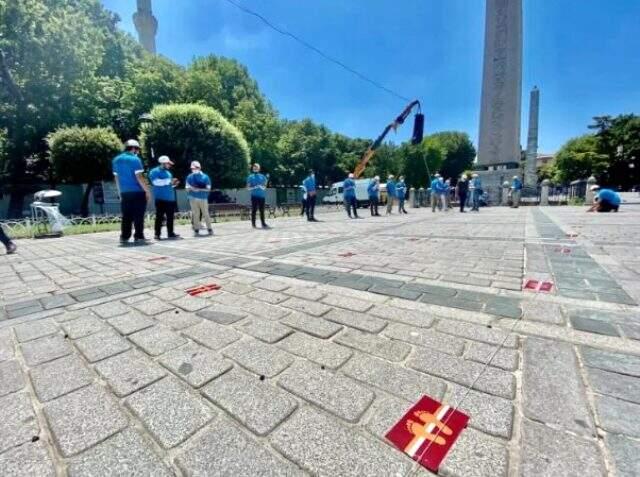 24 Temmuz'da ibadete açılacak Ayasofya Camii'nin içerisinden ilk görüntüler paylaşıldı 24 Temmuz'da ibadete açılacak Ayasofya Camii'nin içerisinden ilk görüntüler paylaşıldı