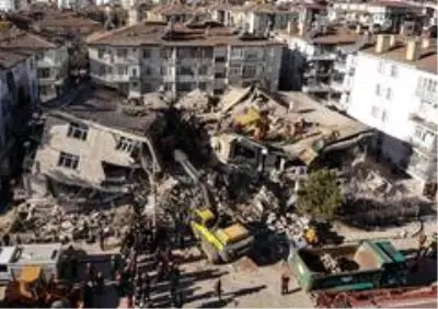 41 kişinin hayatını kaybettiği Elazığ depreminin raporu yayımlandı 41 kişinin hayatını kaybettiği Elazığ depreminin raporu yayımlandı