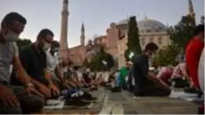 Ayasofya Camii için özel paralar basıldı Ayasofya Camii için özel paralar basıldı