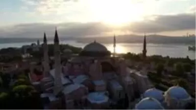 Ayasofya'daki ilk cuma namazı için önlemler alındı Ayasofya'daki ilk cuma namazı için önlemler alındı