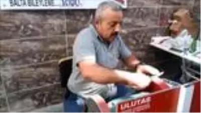 Bıçakçılarda kurban mesaisi başladı Bıçakçılarda kurban mesaisi başladı