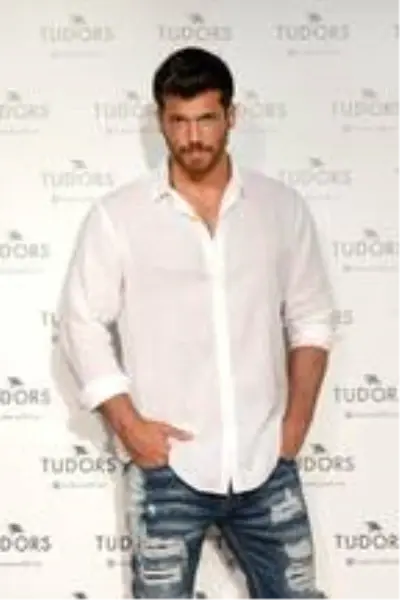 Can Yaman, giyim markasının reklam yüzü oldu Can Yaman, giyim markasının reklam yüzü oldu