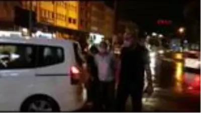 Kanıyla kendisini vuran eşinin adını yazmıştı! Saldırgan kocanın 39 yıl hapsi istendi Kanıyla kendisini vuran eşinin adını yazmıştı! Saldırgan kocanın 39 yıl hapsi istendi