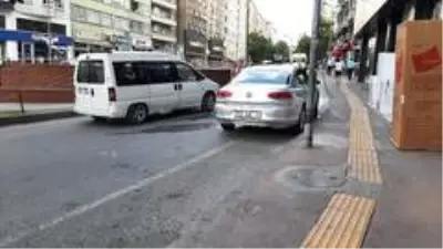Hasta taşıyan ambulans kaza yaptı Hasta taşıyan ambulans kaza yaptı
