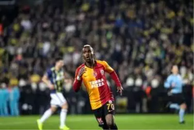 Henry Onyekuru, Monaco'da yola devam edeceğini ve hayalinin Premier Lig'de oynamak olduğunu söyledi Henry Onyekuru, Monaco'da yola devam edeceğini ve hayalinin Premier Lig'de oynamak olduğunu söyledi