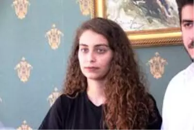 Kendisini 1,5 yıl taciz ettiğini ileri sürdüğü adamı tutuklattıran Tuğçe Çelik konuştu Kendisini 1,5 yıl taciz ettiğini ileri sürdüğü adamı tutuklattıran Tuğçe Çelik konuştu