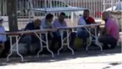 KOCAELİ Kazada hayatını kaybeden aile toprağa verildi KOCAELİ Kazada hayatını kaybeden aile toprağa verildi