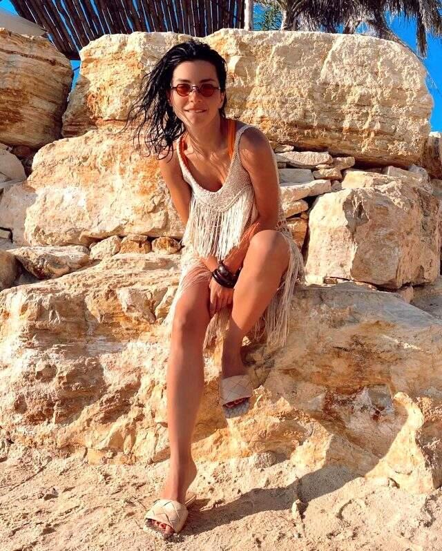 Merve Boluğur, gizemli sevgilisi ile ilgili soruyu ti'ye aldı: Tanınmayanından buldum Merve Boluğur, gizemli sevgilisi ile ilgili soruyu ti'ye aldı: Tanınmayanından buldum
