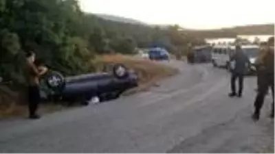 Polise ateş açan şüphelilerin otomobili takla attı: 1 kişi hayatını kaybetti Polise ateş açan şüphelilerin otomobili takla attı: 1 kişi hayatını kaybetti