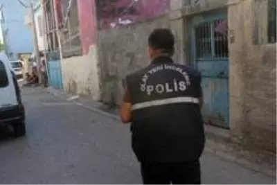 'Yan bakma' meselesi yüzünden çıkan silahlı kavgada hamile kadın yaralandı 'Yan bakma' meselesi yüzünden çıkan silahlı kavgada hamile kadın yaralandı
