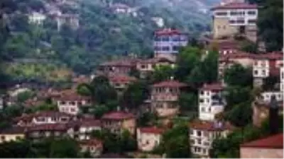3 kentimiz diken üstünde! Koronavirüs vakaları hızla artıyor 3 kentimiz diken üstünde! Koronavirüs vakaları hızla artıyor