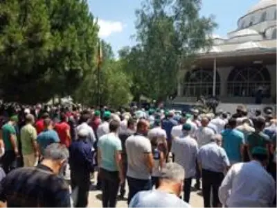 Aliağa'da Ayasofya için şükür lokması Aliağa'da Ayasofya için şükür lokması